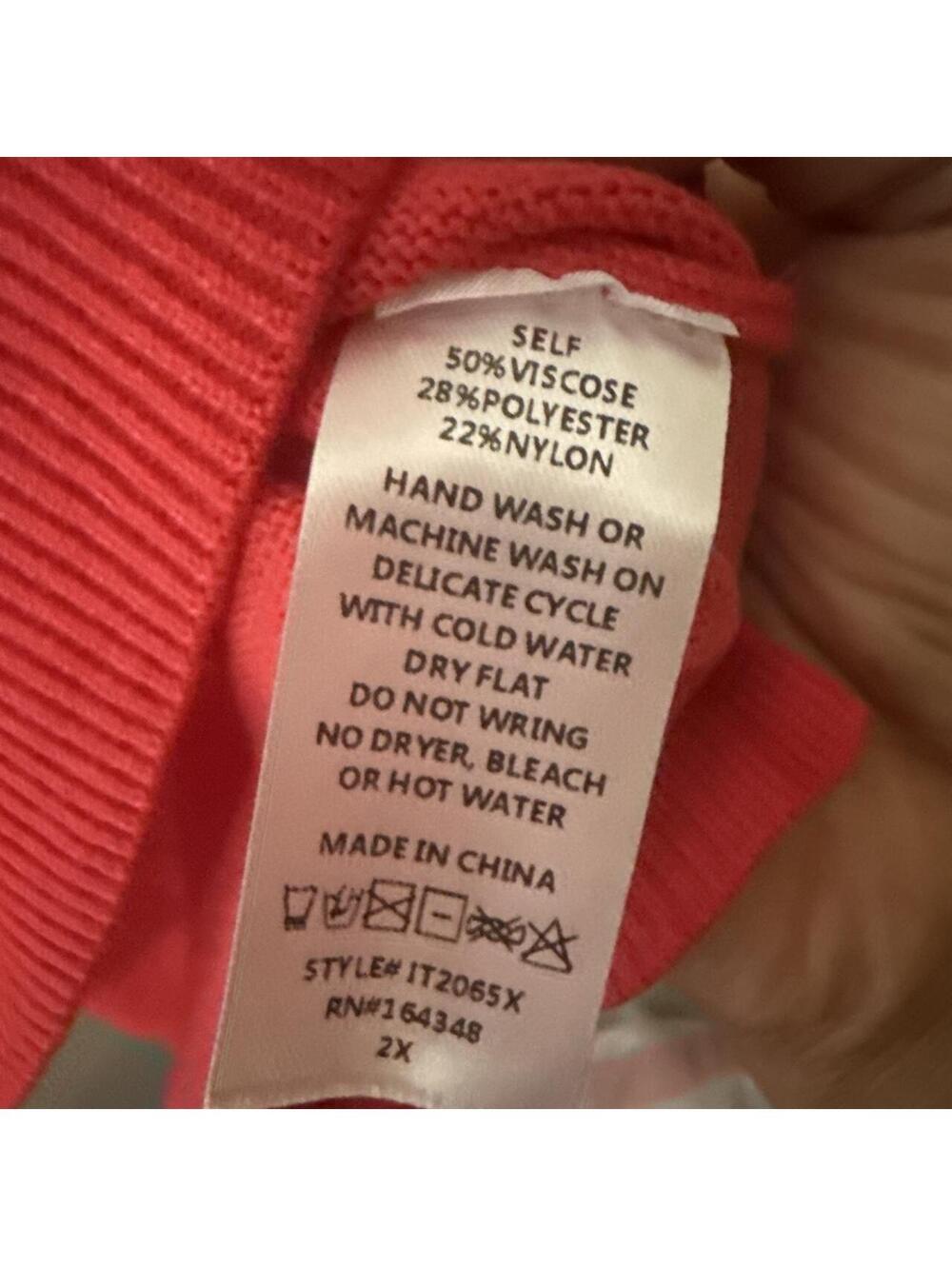 Firsr love pink oversized sweater size 2X - Picture 3 of 5